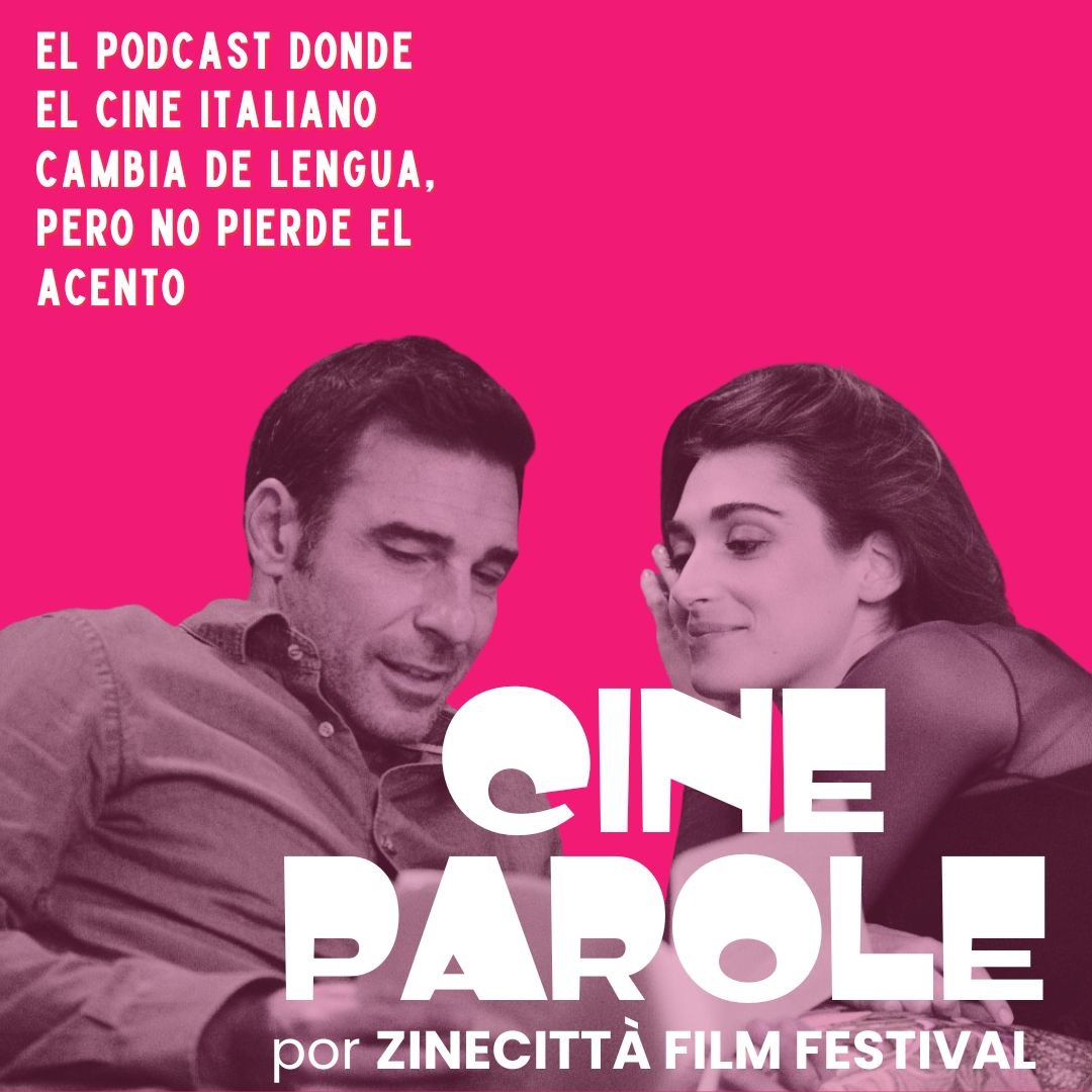 🇪🇸 𝗙𝗼𝗹𝗹𝗲𝗺𝗲𝗻𝘁𝗲 es la película italiana más vista de 2025.
Llega a España el 29 de agosto (con el título 𝑳𝒐𝒄𝒂𝒎𝒆𝒏𝒕𝒆), firmada por Paolo Genovese, el autor de Perfectos desconocidos.

🎙️ En este episodio de Cineparole (en español) os llevamos al corazón de su nueva comedia, donde una simple primera cita se convierte en un sorprendente viaje en la mente de los protagonistas.
En la mesa no están solo Piero (Edoardo Leo) y Lara (Pilar Fogliati), sino también un coro de voces interiores que encarnan instinto, razón, romanticismo y eros. Ocho personajes que se contradicen, se contaminan y revelan que nunca somos realmente uno solo.

🎧Escúchalo en Youtube y Spotify

 (EUSK) 𝗙𝗼𝗹𝗹𝗲𝗺𝗲𝗻𝘁𝗲 da 2025eko Italiako film ikusiena.
Espainiara iritsiko da abuztuaren 29an (Locamente izenburuarekin), Paolo Genovese-k sinatua, Perfectos desconocidos filmaren egile berak.

🎙️ Cineparole atal honetan, bere komedia berrian murgilduko gara: lehenengo hitzordu soil bat protagonistaren buruan zeharreko bidaia harrigarri bihurtzen da.
Mahaian ez dira bakarrik Piero (Edoardo Leo) eta Lara (Pilar Fogliati), baita barne-ahotsen koru bat ere, instintua, arrazoia, erromantizismoa eta erosa ordezkatzen dituztenak. Zortzi pertsonaia dira, elkarri kontra egiten diotenak, elkar kutsatzen dutenak eta inoiz ez garela benetan bakarra agerian uzten dutenak.

🇮🇹 Follemente è il film italiano più visto del 2025. Arriva in Spagna il 29 agosto, firmato da Paolo Genovese, l’autore di Perfetti Sconosciuti.

In questo episodio di Cineparole vi portiamo dentro la sua nuova commedia, dove un semplice primo appuntamento si trasforma in un viaggio sorprendente all'interno della mente dei protagonisti. Non ci sono solo Piero (Edoardo Leo) e Lara (Pilar Fogliati) a tavola, ma un coro di voci interiori che incarnano istinto, ragione, romanticismo ed eros. Otto personaggi che si contraddicono, si contaminano e rivelano che non siamo mai davvero uno solo.
@edoardoleo @pilarfogliati @roccopapaleoufficiale @claudio_santamaria @mauriziolastricoofficial @vittoriapucciniofficial @missipanda @emanuela_fanelli @mariachiaragiannetta_official @marco_giallini_official @01distribution @paologenoves