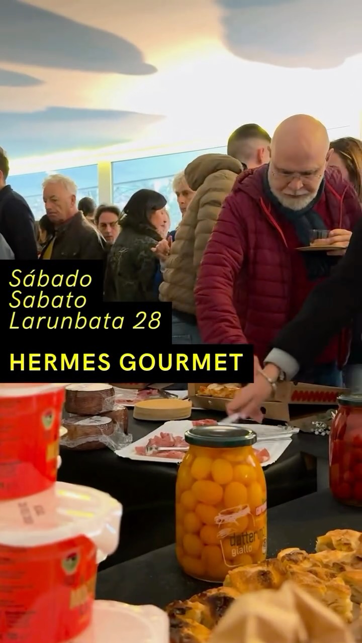 𝗭𝗜𝗡𝗘𝗖𝗜𝗧𝗧À | 𝗚𝗜𝗢𝗥𝗡𝗢 𝟲  🇪🇸Aún estamos saboreando lo que vivimos con  𝐇𝐞𝐫𝐦𝐞𝐬 𝐆𝐨𝐮𝐫𝐦𝐞𝐭. Antes de la proyección, nos dejamos llevar por una degustación de auténticos sabores italianos que transformó la sala en un rincón de Italia, creando un ambiente casi cinematográfico antes de disfrutar de 𝘓𝘢 𝘎𝘳𝘢𝘻𝘪𝘢. Tras la película, las miradas hablaban por sí solas: emoción, reflexión y conversación compartida. Entregamos las cestas sorteadas, brindamos y celebramos una semana inmersiva dedicada al cine y la cultura.  Gracias 𝐇𝐞𝐫𝐦𝐞𝐬 𝐆𝐨𝐮𝐫𝐦𝐞𝐭 por acompañarnos en esta 8ª Edición de 𝗭𝗜𝗡𝗘𝗖𝗜𝗧𝗧À.  🇮🇹Stiamo ancora assaporando ciò che abbiamo vissuto con @hermesgourmet . Prima della proiezione abbiamo gustato autentici sapori italiani, creando un’atmosfera cinematografica unica prima di vedere La Grazia. Dopo il film, gli sguardi erano pieni di emozione e riflessione. Abbiamo consegnato i cesti sorteggiati, brindato e celebrato una settimana immersiva dedicata al cinema e alla cultura.  Grazie 𝐇𝐞𝐫𝐦𝐞𝐬 𝐆𝐨𝐮𝐫𝐦𝐞𝐭 per averci accompagnato in questa 8ª Edizione di 𝗭𝗜𝗡𝗘𝗖𝗜𝗧𝗧À.  EUS
🎬Oraindik ahoan dugu 𝐇𝐞𝐫𝐦𝐞𝐬 𝐆𝐨𝐮𝐫𝐦𝐞𝐭 ekitaldian bizi izan genuena. Proiekzioa baino lehen, benetako zapore italiarrez gozatu genuen, giro zinematografiko berezi bat sortuz La Grazia ikusi aurretik. Filmaren ondoren, ikusleen begiek emozioa eta hausnarketa islatzen zituzten. Saskien zozketa egin, topa egin eta zinema eta kulturari eskainitako aste murgiltzaile bat ospatu genuen.  Eskerrik asko 𝐇𝐞𝐫𝐦𝐞𝐬 𝐆𝐨𝐮𝐫𝐦𝐞𝐭 𝗭𝗜𝗡𝗘𝗖𝗜𝗧𝗧À-ren 8. edizio honetan gurekin egoteagatik.  @italiatxiki #consolatogeneraleditaliamadrid @comitesmadrid @bilbaokultura @zinebifilmfest  #Zinecitta #productoitaliano #FilmFestival #gastronomia